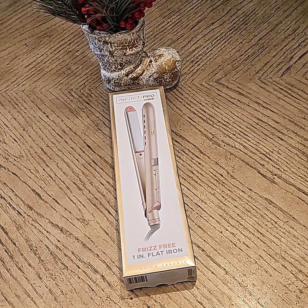Infinit Pro 1in. Flat iron titanium ceramic